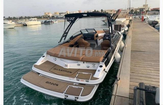 GLASTRON GT225