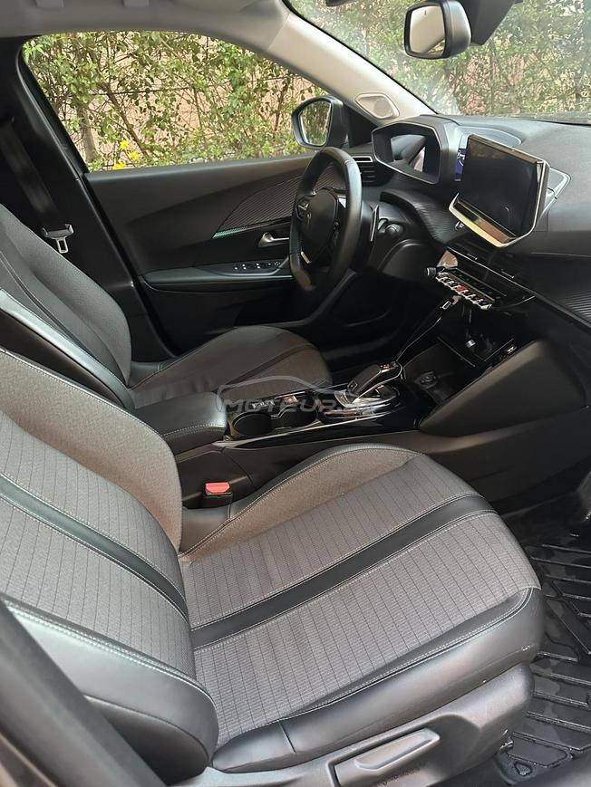 Peugeot 2008 Diesel Automatique 2022 à Béni Mellal