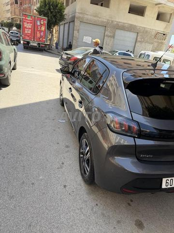 Peugeot 208 - 2