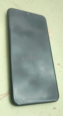 Téléphone Samsung a20e - 2