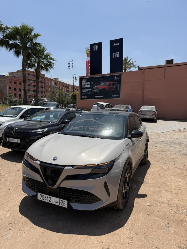 Alfa Romeo Junior Essence Automatique 2025