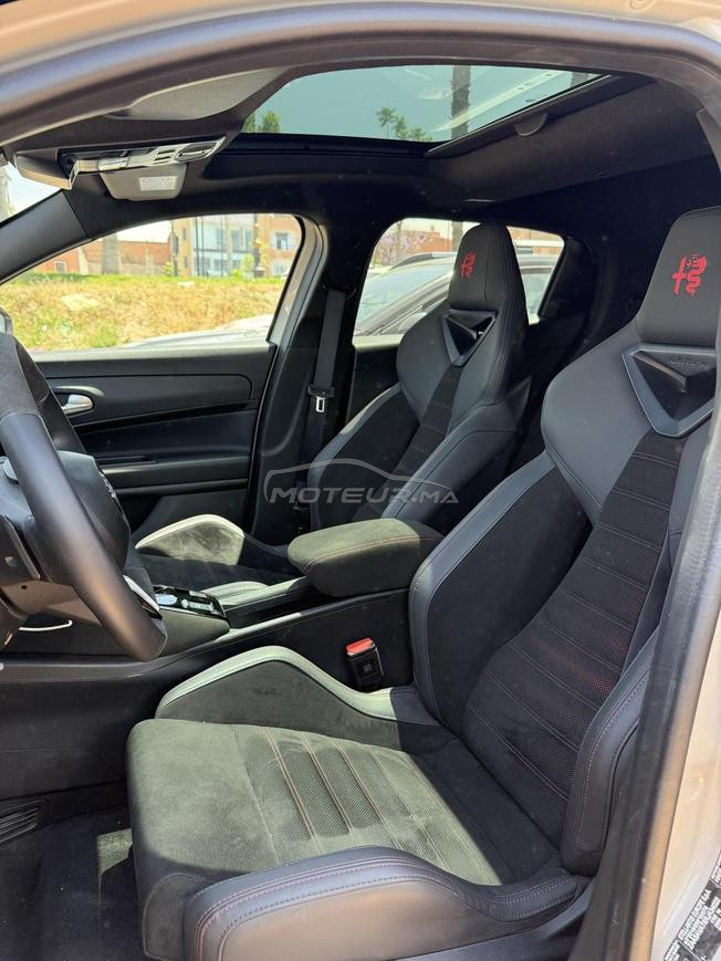 Alfa Romeo Junior Essence Automatique 2025
