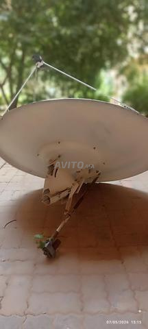 Plat satellite de 1.40m, bon état