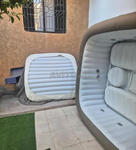 Jacuzzi 2x2, eau, air, chauffage - 2