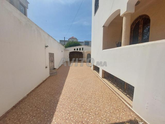 À VENDRE Magnifique Villa avec Piscine - AMRIA - 2