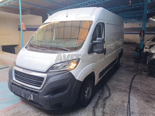 Peugeot Boxer H2L2 À Fès