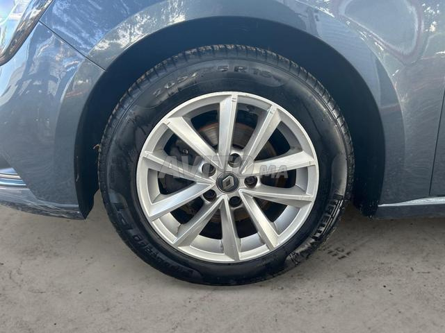 RENAULT. Megane