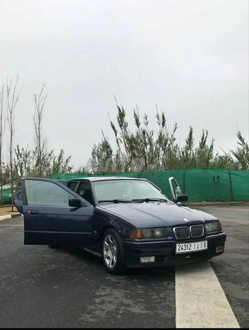 BMW الفئة الثالثة ديزل يدوية 1997 في طنجة