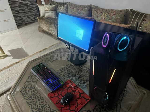 Setup Ryzen 5 5600X 256SSD/16GB Ram RX 580