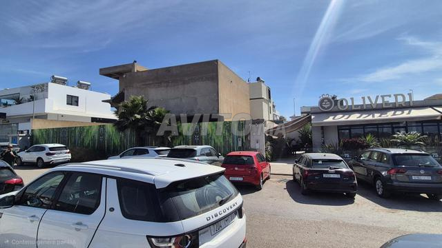 Bâtiment commercial 1er Macdo Darb