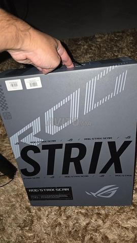 Asus ROG Strix Scar 18