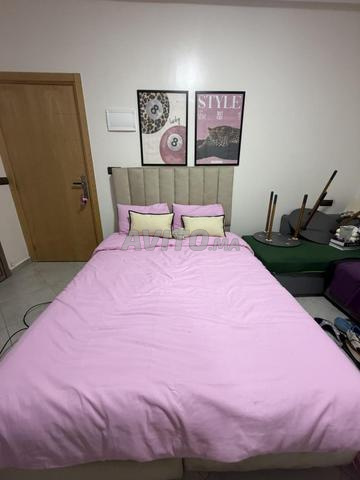 Cadre et lit à vendre - 2
