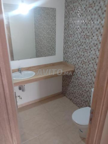 Appartement à louer 80 m² à Temara - 2