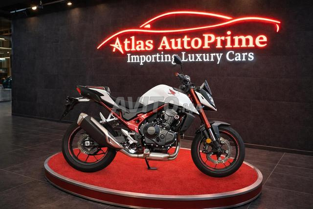 Honda Hornet 750 2025 Pack Sport - 2