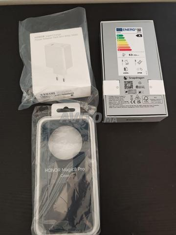 HONOR Magic8 Pro Noir Neuf Scellé - 2