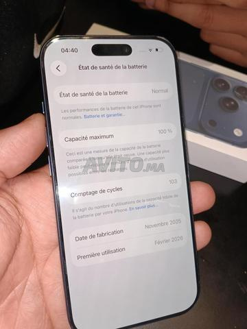 iPhone 17 Pro Bleu - 2