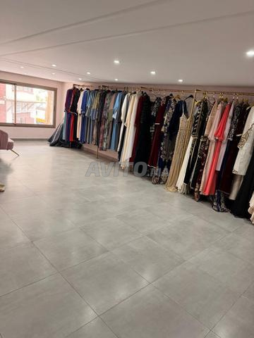 Espace situé à l'étage d’une boutique de Caftans - 2
