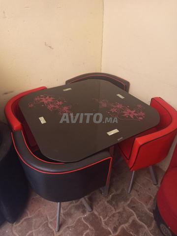 Table de cuisine moderne 4 chaises