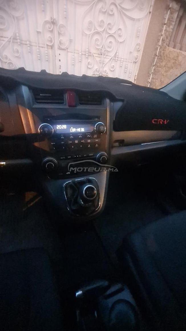 سيارة ممتازة ذات اربع أبواب