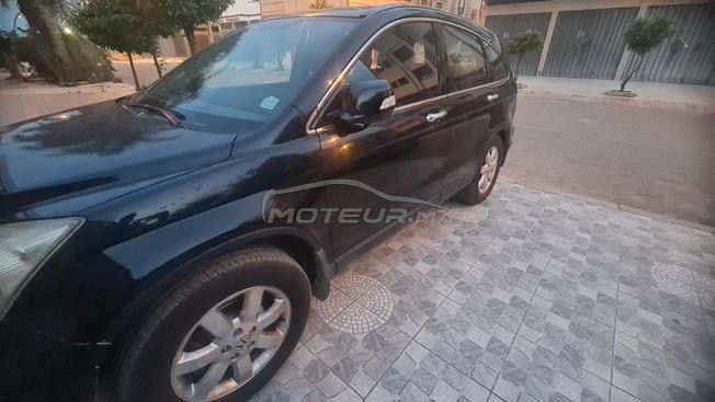 سيارة ممتازة ذات اربع أبواب
