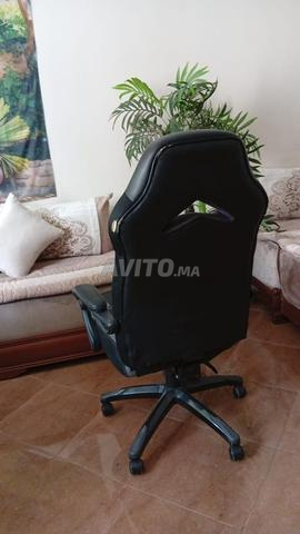 Chaise de gamer envoyée de France - 2