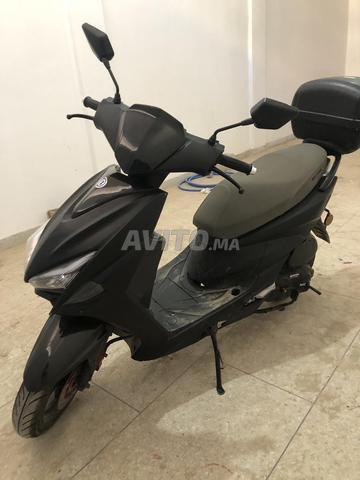 Scooter Becane Velanti 2025 - 2