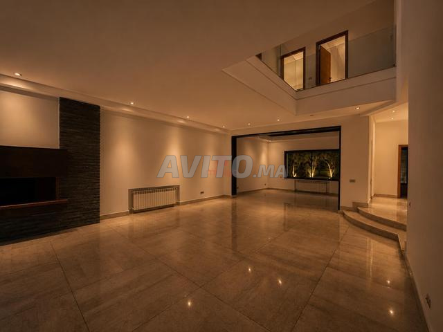 Location Villa 6 pièces de 650 m2 à Casablanca