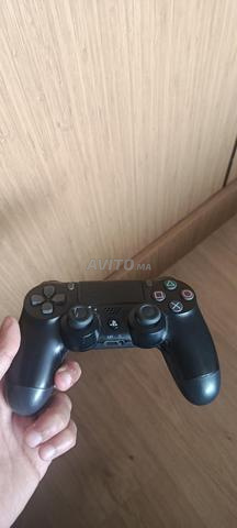 PS4 1To et manette - 2