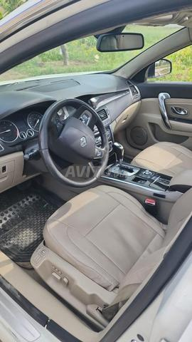 Renault Latitude 2012 photo 4