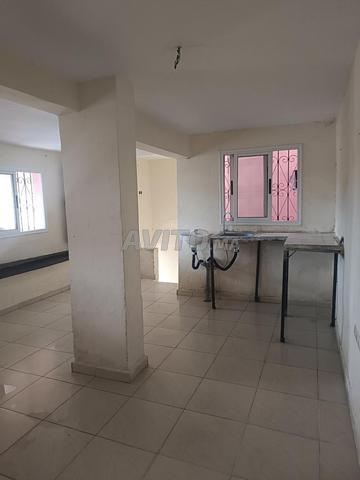 Logement au-dessus d'un magasin (Mezzanine) à Tamesna Hay Essalam - 2