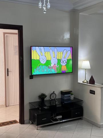 Meuble ou table tv - 2