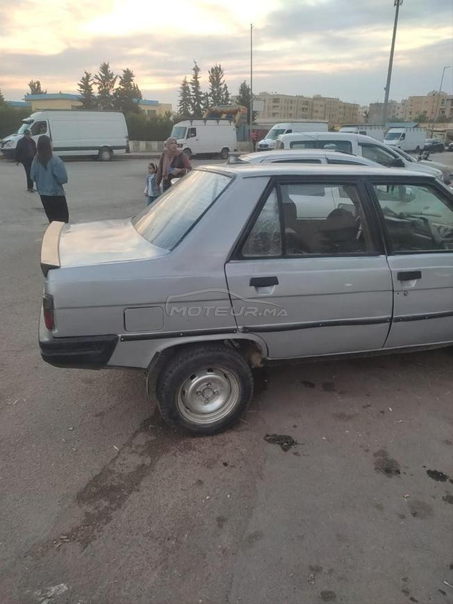 r9 modèle 1983 dièsel