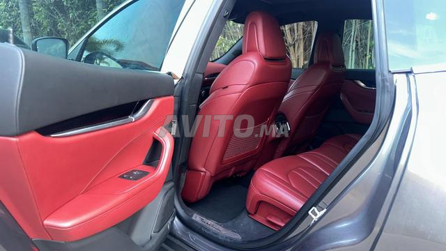 MASERATI LEVANTE ESSENCE Q4