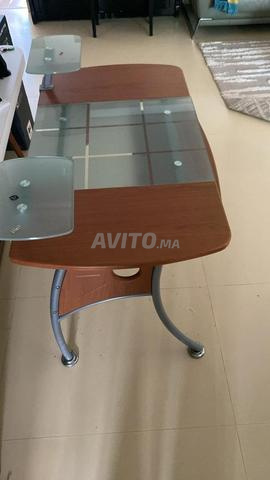 Bureau bon état, solide