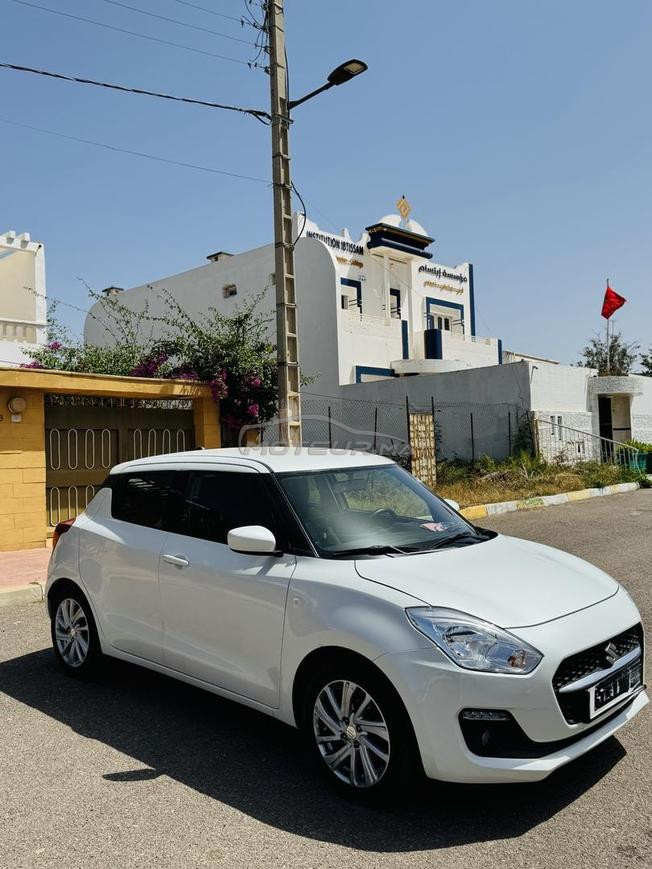 i Suzuki swift model 2024 aoutomatique 