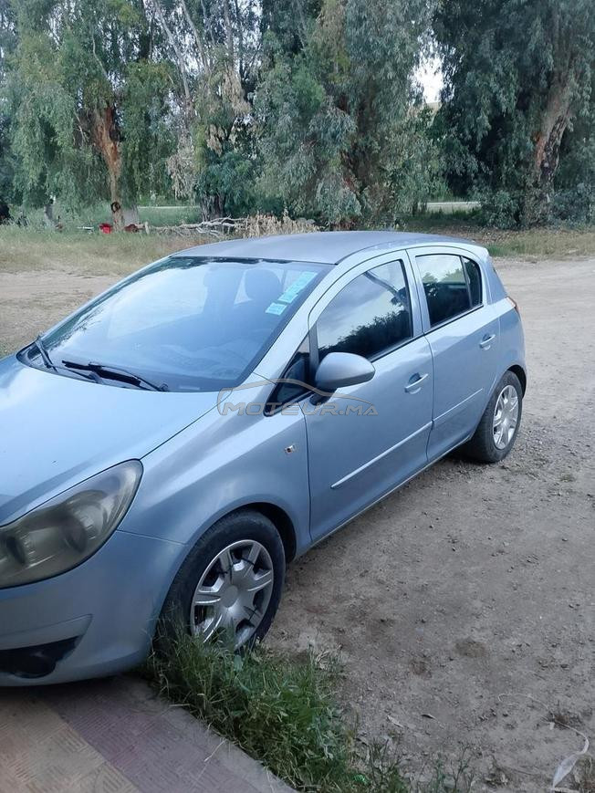 Opel Corsa Essence Manuelle 2008 à Fès