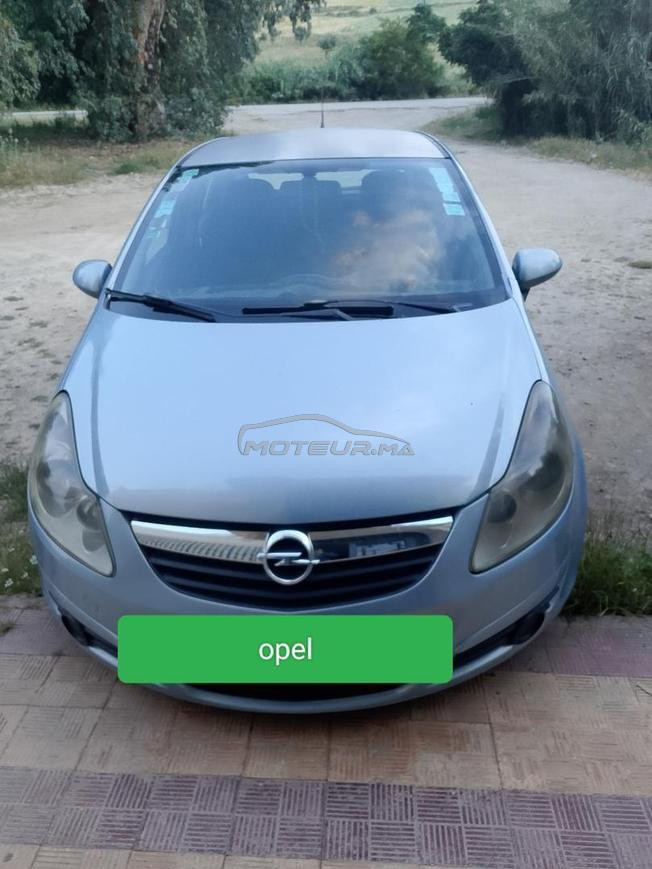 Opel Corsa Essence Manuelle 2008 à Fès