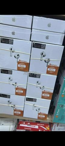 Airpods 3 haute qualité, durée d'utilisation 6 heures continues