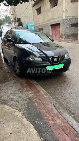 Seat Ibiza Essence Manuelle 2006 à Larache - 2