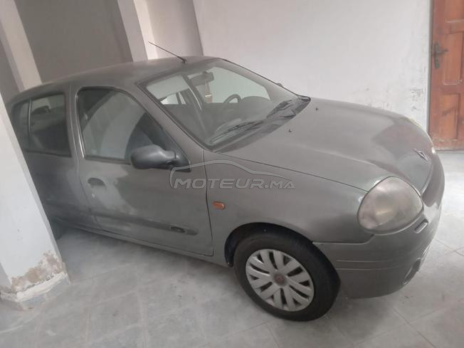 Renault Clio Essence Manuelle 2002 à Meknès