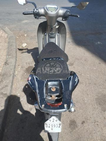 دراجة نارية C100 - 2