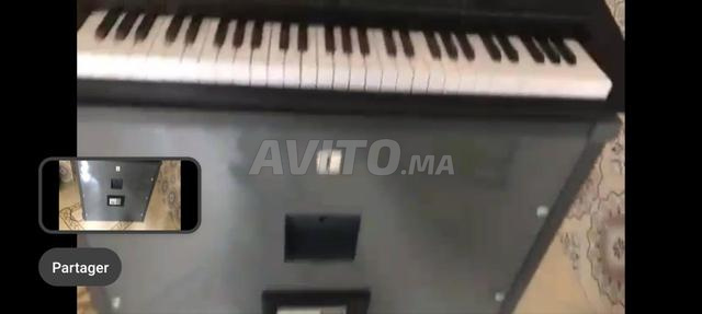 Piano à vendre cash 10 dh, durée de jeu 10 min - 2