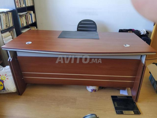 Bureau en très bon état - 2