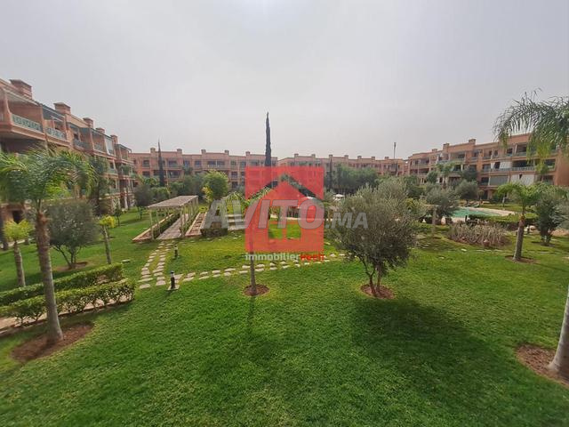 😍 Appartement à vendre, avec vue sur jardin et piscine