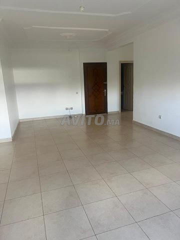 Appartement luxueux 3 ch vide à louer à Beauséjour - 2