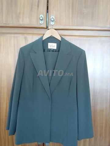 Tailleur authentique de marque neuf - 2