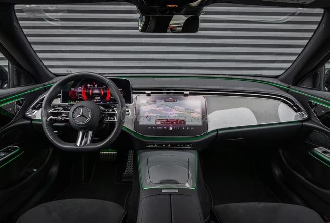 Mercedes-Benz E220d 4 Matic AMG Line e
