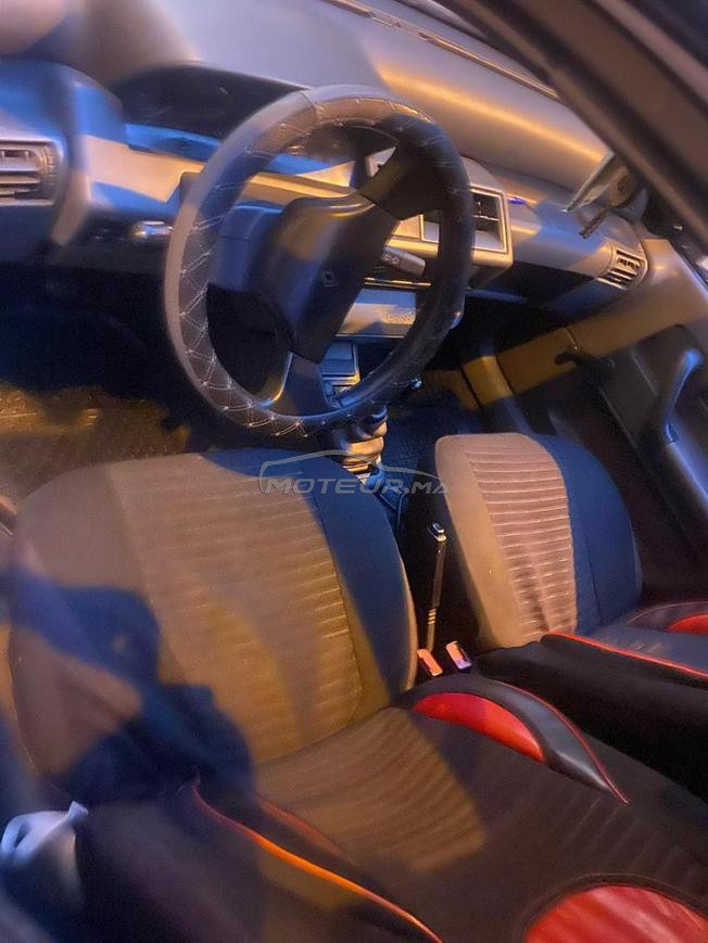 رينو كليو بنزين يدوي 1994 في طنجة