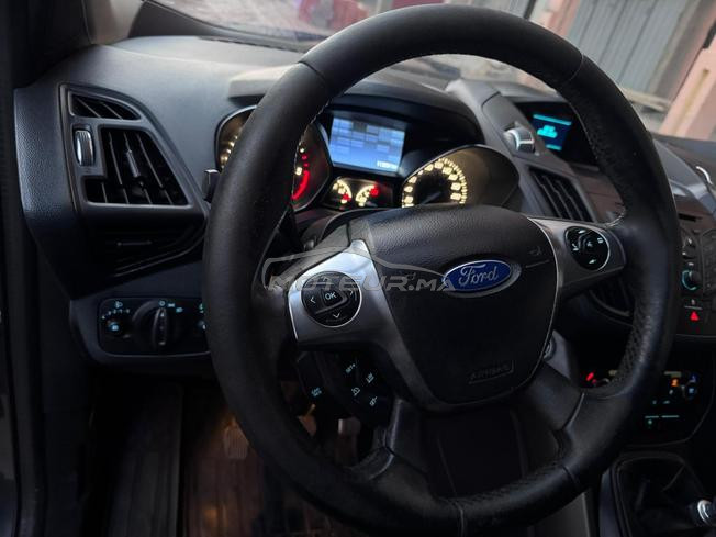 Ford kuga 2015