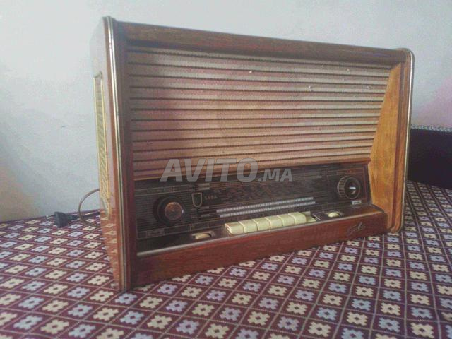 Radio antique Amarch, belle taille